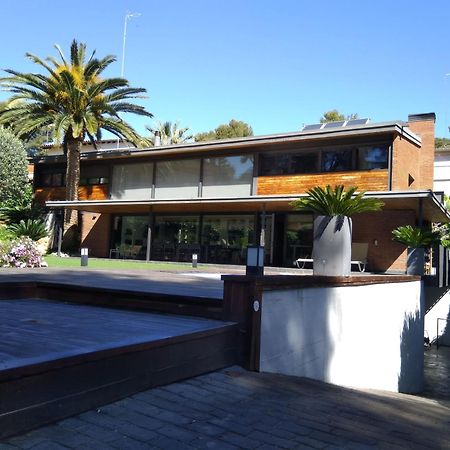 Villa Del Bosque Castelldefels Kültér fotó
