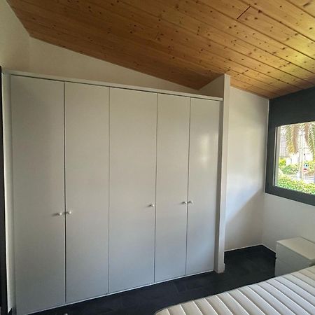 Villa Del Bosque Castelldefels Kültér fotó