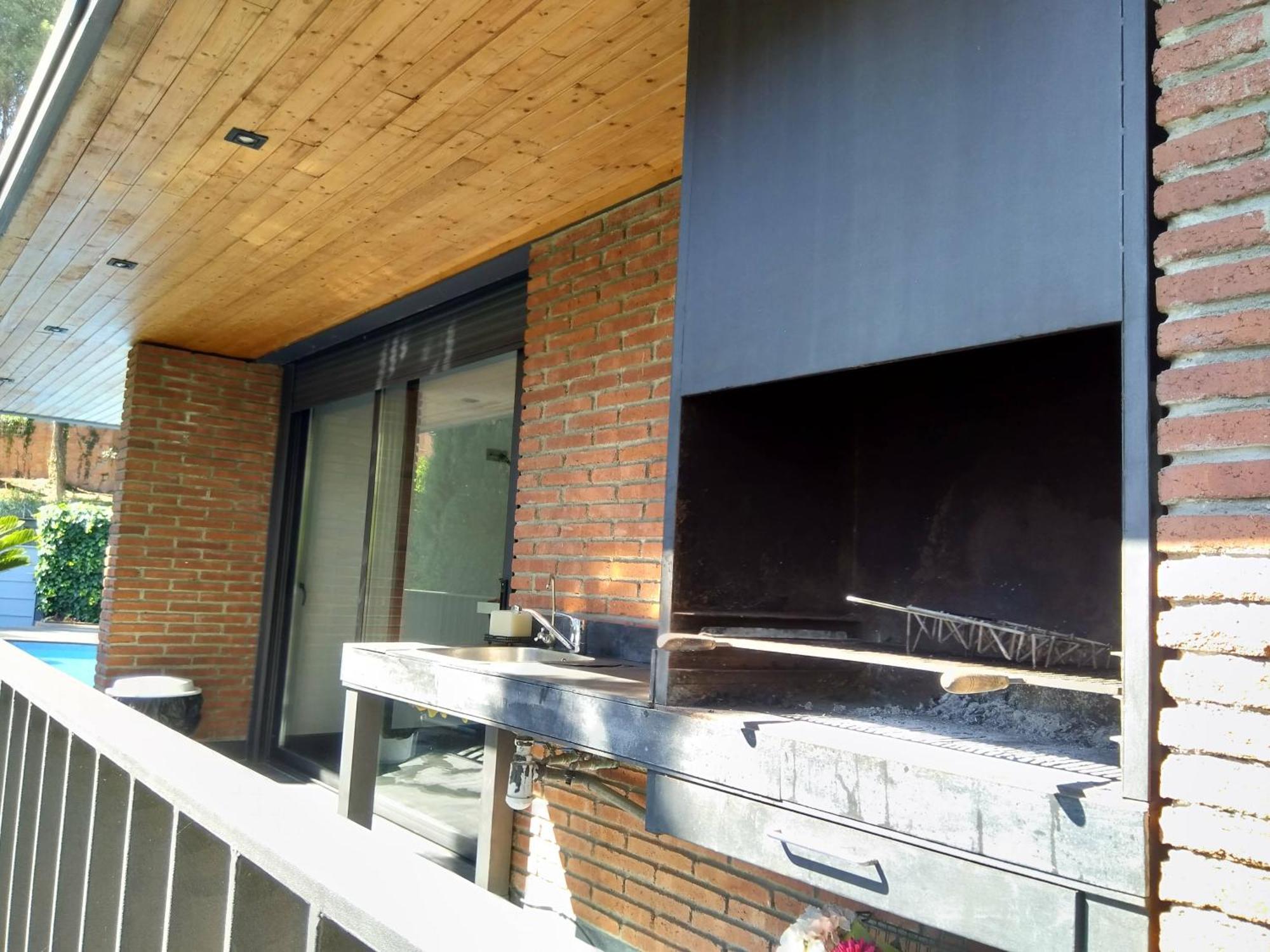 Villa Del Bosque Castelldefels Kültér fotó
