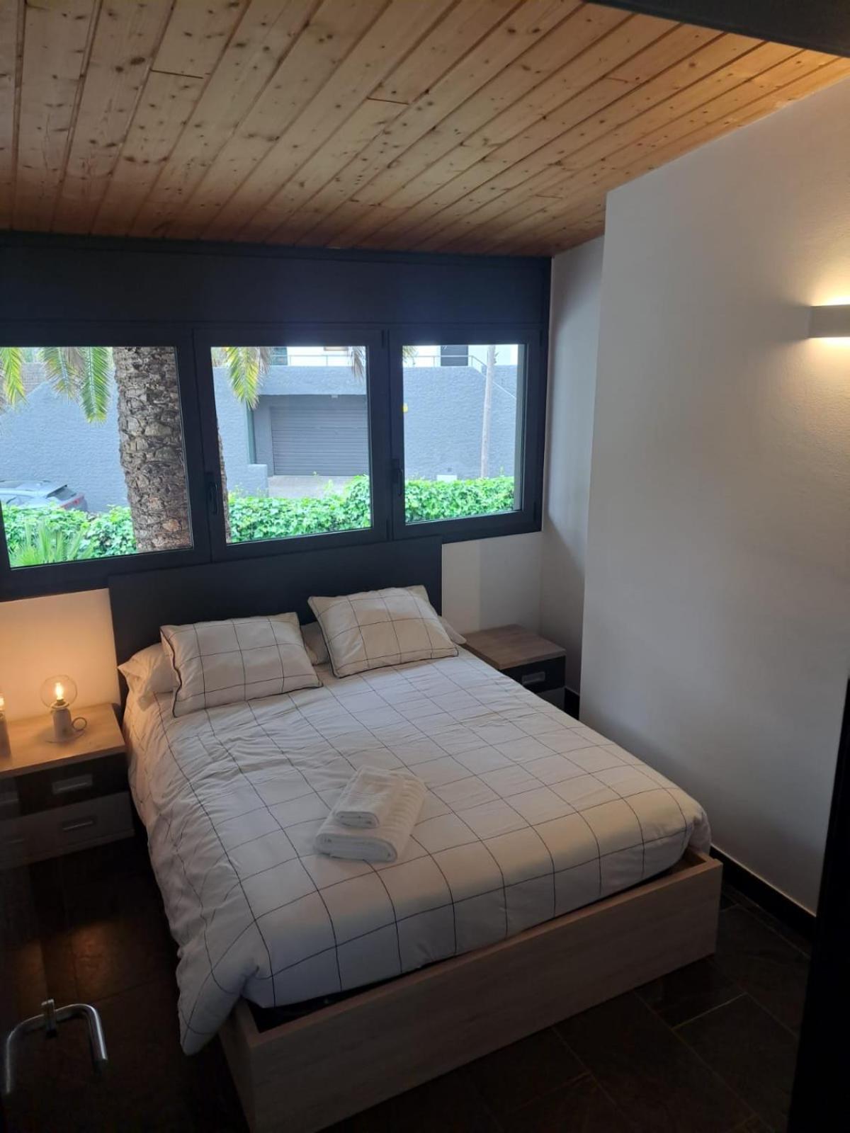 Villa Del Bosque Castelldefels Kültér fotó