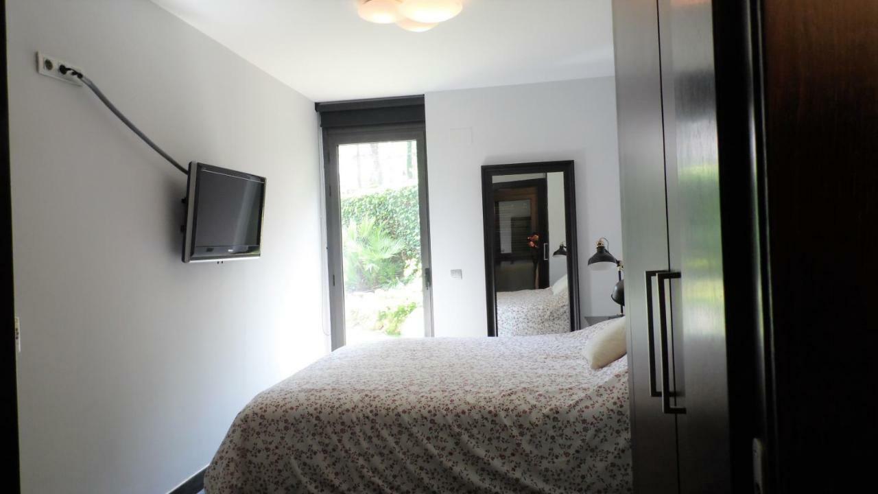 Villa Del Bosque Castelldefels Kültér fotó