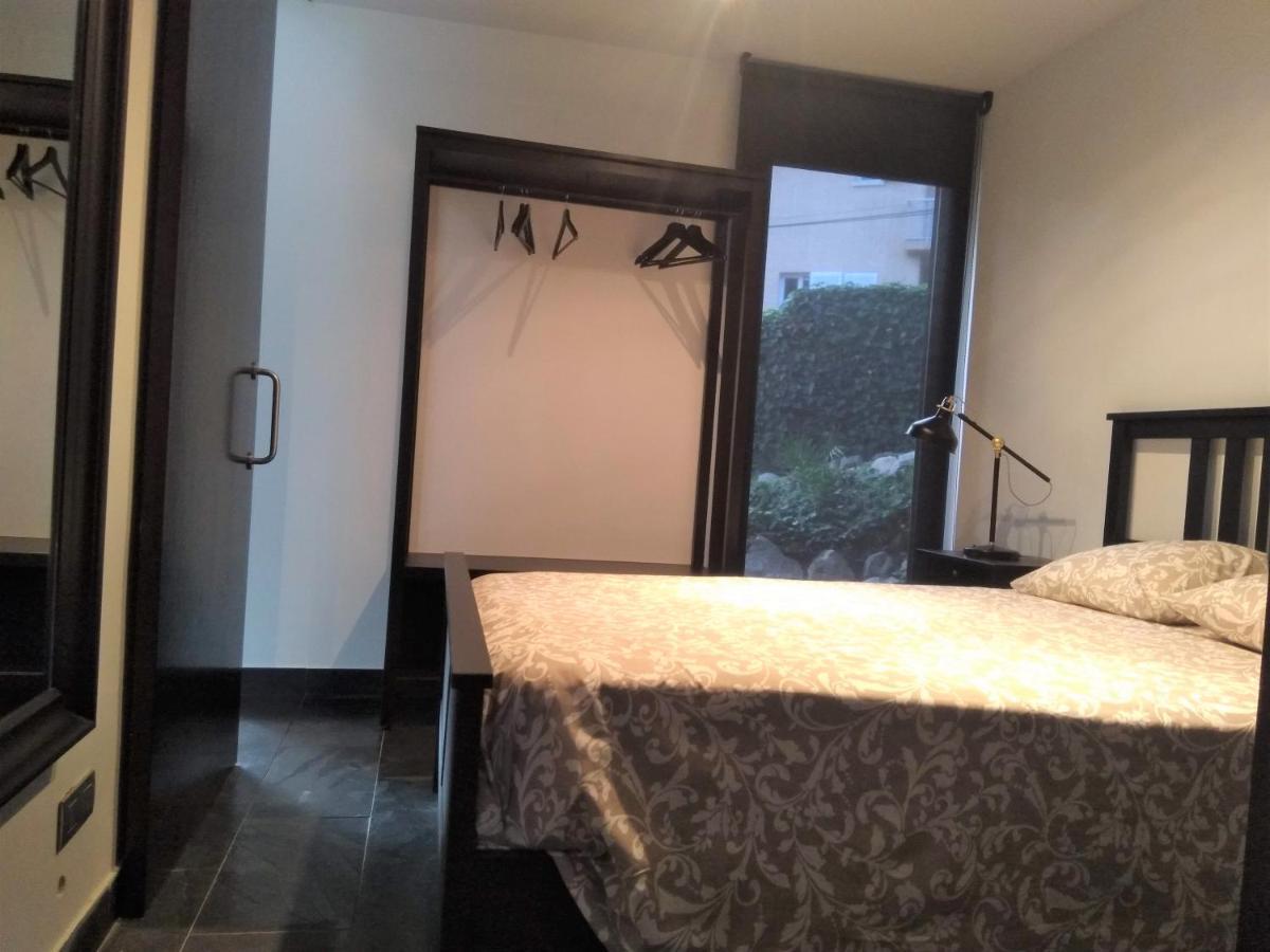 Villa Del Bosque Castelldefels Kültér fotó